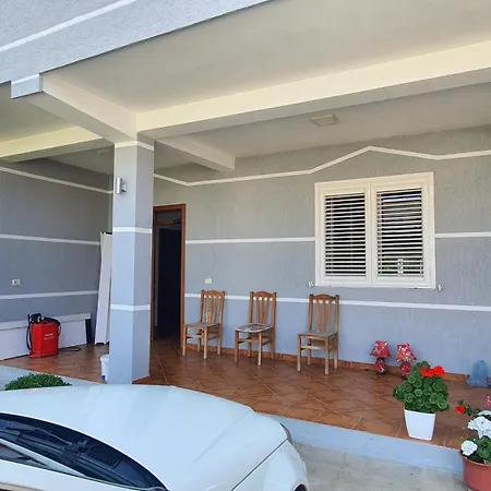 Lodge For Rents Kamez